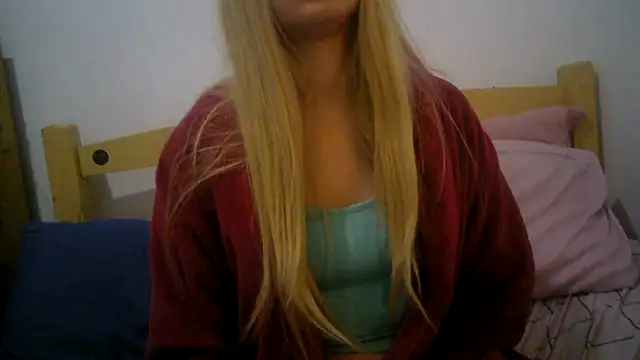 isabella048 online show from July 12, 2026, 5:25 pm