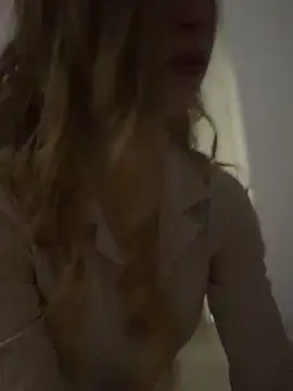  AngelMoon  online show from September 22, 2025, 4:18 am