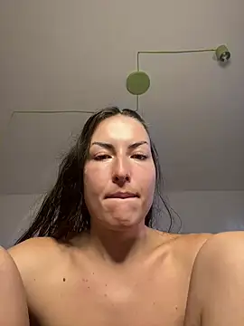  ExoticGirl online show from December 1, 2025, 1:12 pm