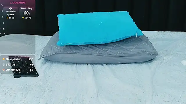 hornybarelylegalgirl online show from March 2, 2026, 12:22 am