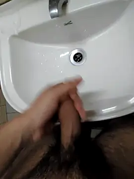 KeepCummingForYou73 online show from February 4, 2026, 10:27 pm