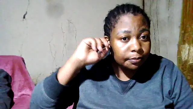 bustyboobs6 online show from September 20, 2025, 4:45 pm