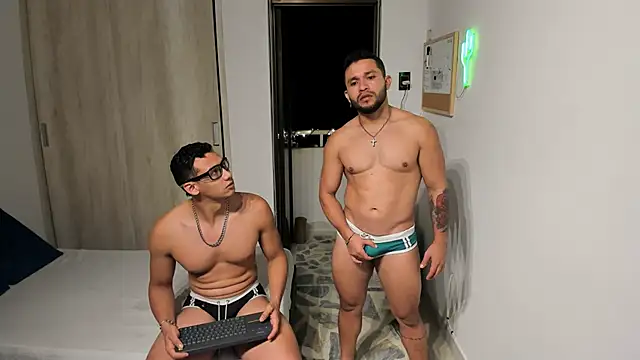 Snapshot of Travis_bakers chatting on February 24, 2026, 2:45 am Travis bakers online show from February 24, 2026, 2:45 am