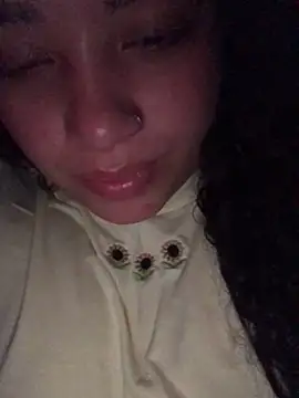 Julieta 333 online show from March 20, 2025, 9:04 am