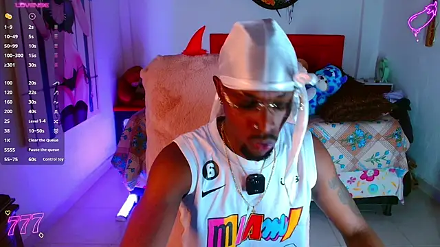 Aroonpapisex online show from July 24, 2026, 3:57 am