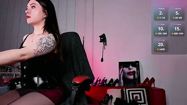 Snapshot of Vanessa_Ives_ chatting on February 22, 2026, 8:32 pm Vanessa Ives online show from February 22, 2026, 8:32 pm