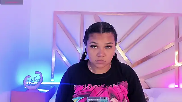 Carolina Evanss online show from October 9, 2025, 11:33 am