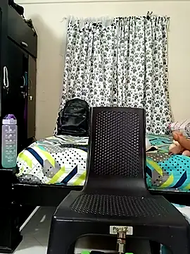 Stylevoluptuousvycky online show from December 5, 2025, 12:21 am