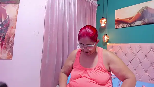 renata milf  online show from November 21, 2025, 12:37 pm