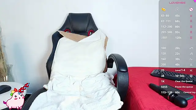 Snapshot of ViolettBrowns chatting on February 1, 2025, 1:41 pm ViolettBrowns online show from February 1, 2025, 1:41 pm