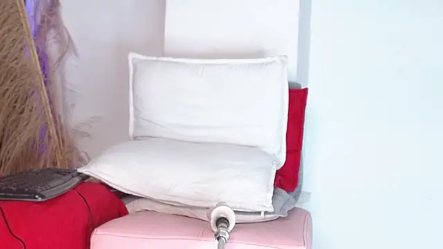 Snapshot of ViolettBrowns chatting on September 13, 2025, 1:11 pm ViolettBrowns online show from September 13, 2025, 1:11 pm