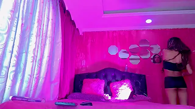 TiffanyMackensyy online show from March 24, 2026, 1:27 am