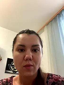 MiraMiss online show from January 11, 2026, 10:22 am