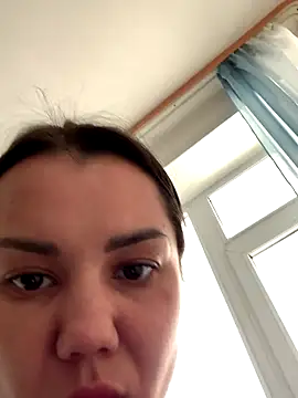 MiraMiss online show from November 13, 2025, 6:50 am