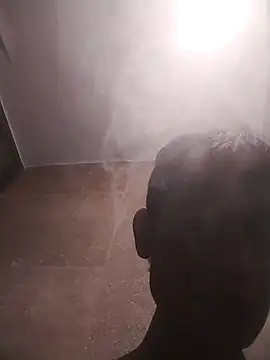 jenilmax online show from February 4, 2025, 5:01 pm