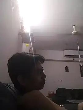 jenilmax online show from February 5, 2025, 4:58 pm