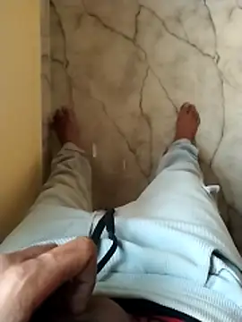 PracticalGum40 online show from November 13, 2025, 1:53 am