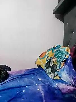 Alee3xxx online show from October 3, 2025, 4:14 am