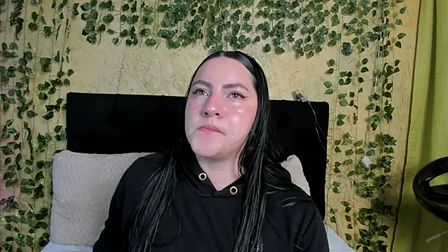 jenifer  power10 online show from January 7, 2026, 7:08 pm