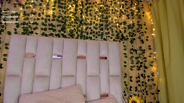 jenifer  power10 online show from March 19, 2025, 1:29 pm