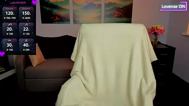 Angelina Clarks online show from July 17, 2026, 6:43 am
