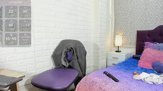 sweet kitty0110 online show from September 11, 2025, 7:25 pm