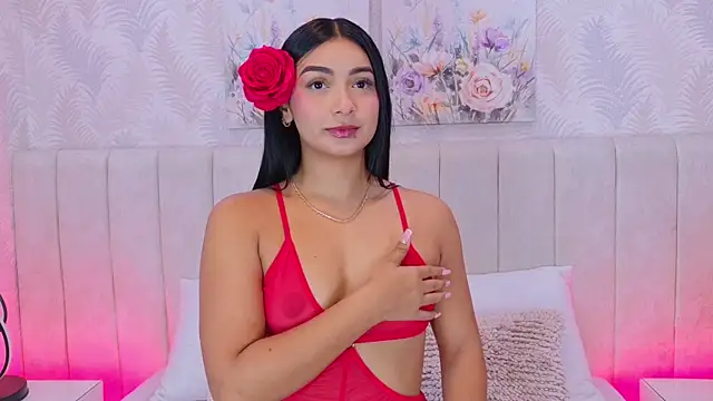 Snapshot of MeganCruzGB chatting on July 18, 2026, 12:25 pm MeganCruzGB online show from July 18, 2026, 12:25 pm