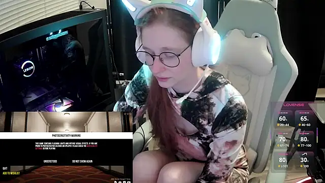 Snapshot of LilyFoxxx chatting on May 3, 2026, 5:12 am LilyFoxxx online show from May 3, 2026, 5:12 am