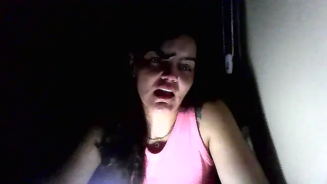 Snapshot of escritorasafada chatting on March 17, 2026, 7:33 am escritorasafada online show from March 17, 2026, 7:33 am