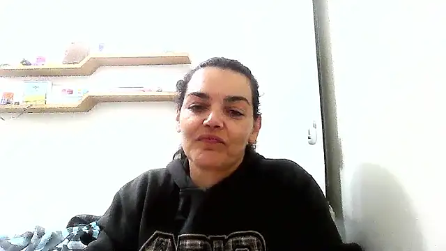 Snapshot of escritorasafada chatting on March 13, 2026, 4:17 am escritorasafada online show from March 13, 2026, 4:17 am