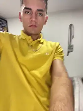 Snapshot of speed_2020 chatting on March 7, 2025, 11:38 pm speed 2020 online show from March 7, 2025, 11:38 pm