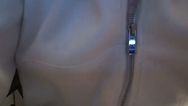 Lucky Anna online show from October 24, 2025, 8:52 pm