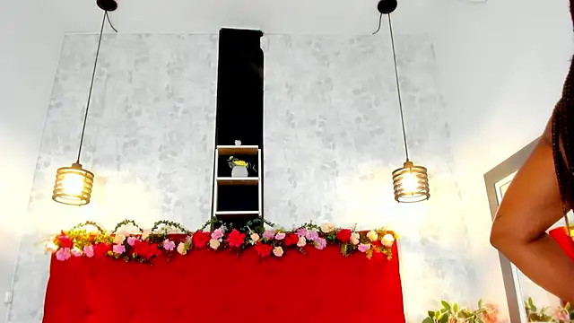 SilvannaFit online show from October 31, 2025, 12:02 pm