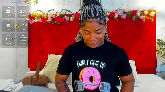 SilvannaFit online show from October 18, 2025, 11:45 am