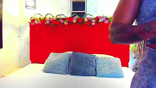 SilvannaFit online show from June 10, 2026, 11:55 am