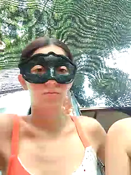 Snapshot of Estrella-Wicked chatting on January 12, 2025, 12:44 pm Estrella-Wicked online show from January 12, 2025, 12:44 pm