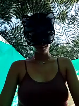 Snapshot of Estrella-Wicked chatting on December 20, 2024, 11:54 am Estrella-Wicked online show from December 20, 2024, 11:54 am