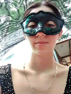 Snapshot of Estrella-Wicked chatting on January 8, 2025, 12:47 pm Estrella-Wicked online show from January 8, 2025, 12:47 pm