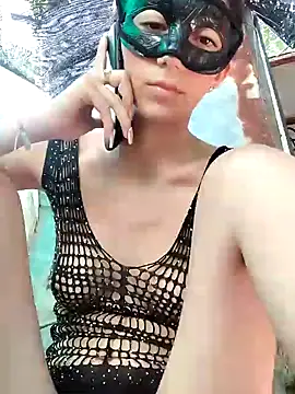 Snapshot of Estrella-Wicked chatting on January 10, 2025, 7:43 pm Estrella-Wicked online show from January 10, 2025, 7:43 pm