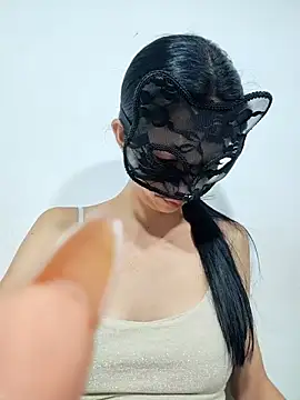 Snapshot of Estrella-Wicked chatting on December 5, 2024, 2:37 am Estrella-Wicked online show from December 5, 2024, 2:37 am