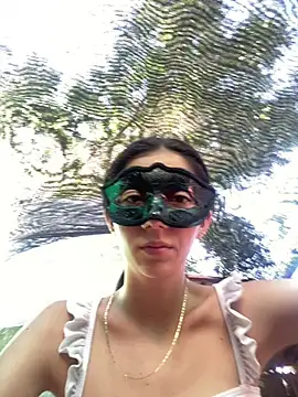 Snapshot of Estrella-Wicked chatting on January 7, 2025, 9:03 pm Estrella-Wicked online show from January 7, 2025, 9:03 pm