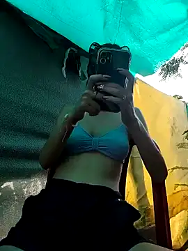 Snapshot of Estrella-Wicked chatting on December 11, 2024, 9:01 pm Estrella-Wicked online show from December 11, 2024, 9:01 pm