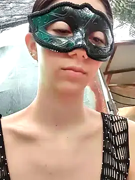 Snapshot of Estrella-Wicked chatting on January 10, 2025, 1:31 pm Estrella-Wicked online show from January 10, 2025, 1:31 pm