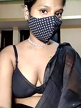 Shivani Tivari online show from October 13, 2025, 5:58 pm