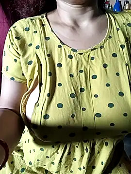 Sneha gril online show from April 28, 2026, 2:27 am