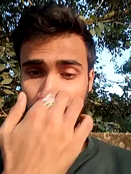 Skinny Bigass 23 online show from November 14, 2025, 10:19 am