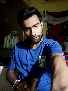 Skinny Bigass 23 online show from March 21, 2025, 7:35 pm