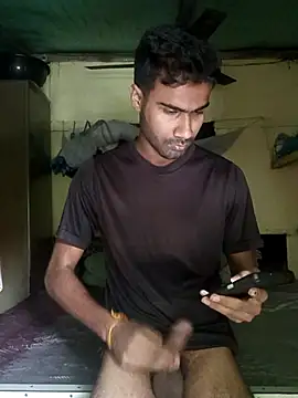 Skinny Bigass 23 online show from April 29, 2026, 5:33 am
