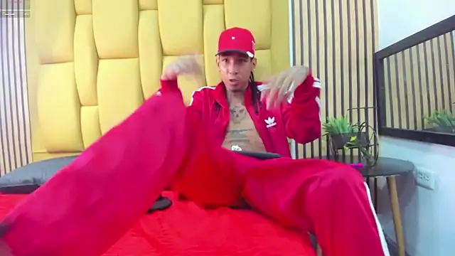 Snapshot of mikeegun chatting on February 21, 2025, 2:27 pm mikeegun online show from February 21, 2025, 2:27 pm