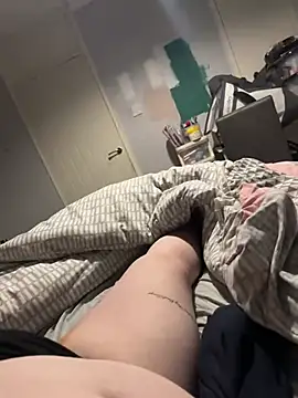 Snapshot of AmberTaylorXxx chatting on March 9, 2026, 6:33 pm AmberTaylorXxx online show from March 9, 2026, 6:33 pm